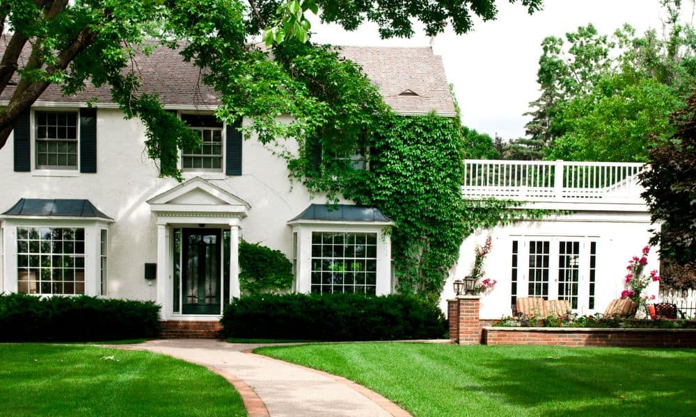 beautiful colonial home in Maryland